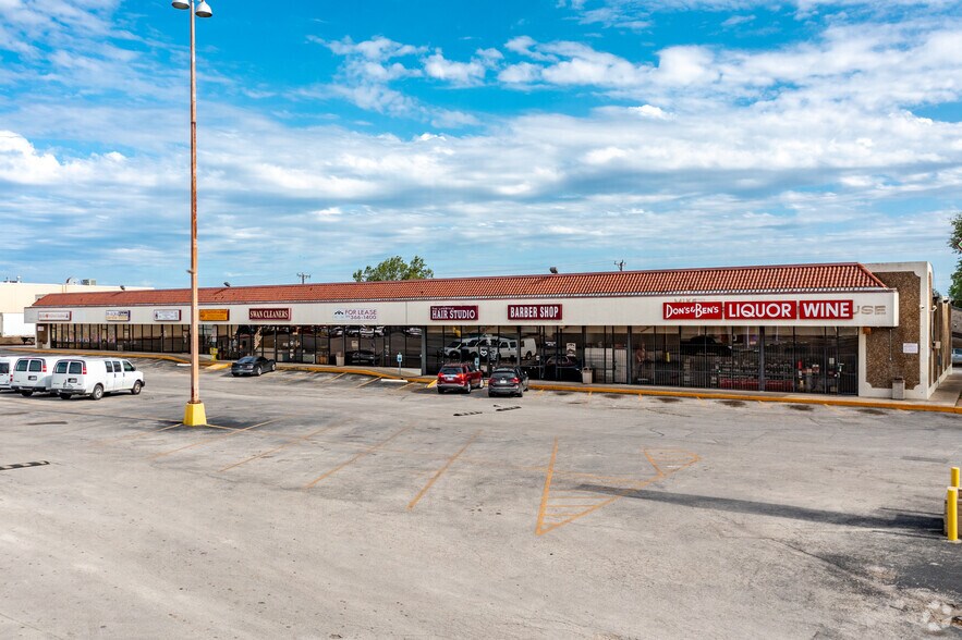 5516-5536 Walzem Rd, San Antonio, TX à louer - Photo de l’immeuble – Image 2 sur 16