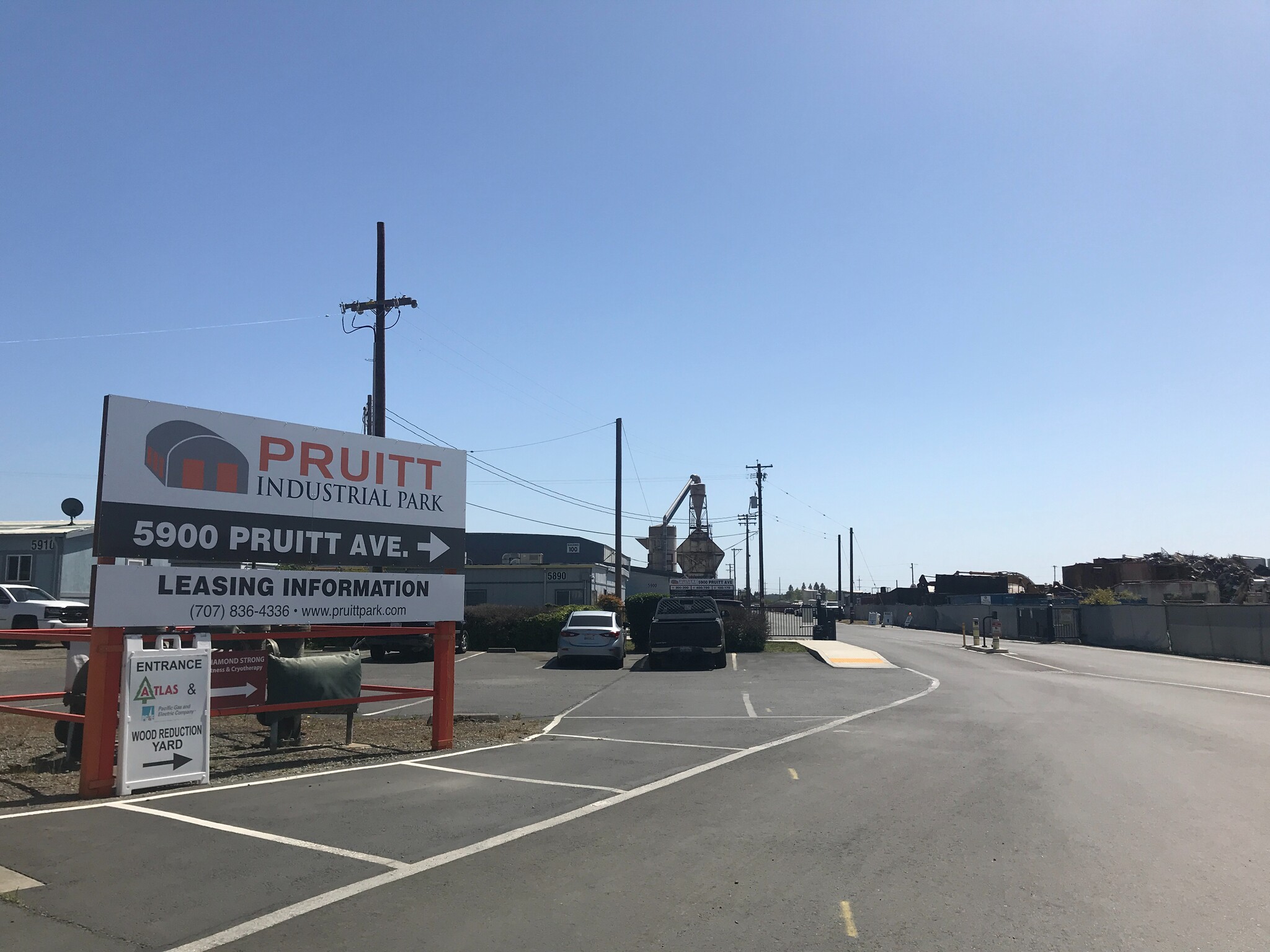 5900 Pruitt Ave, Windsor, CA à louer Autre– Image 1 sur 14