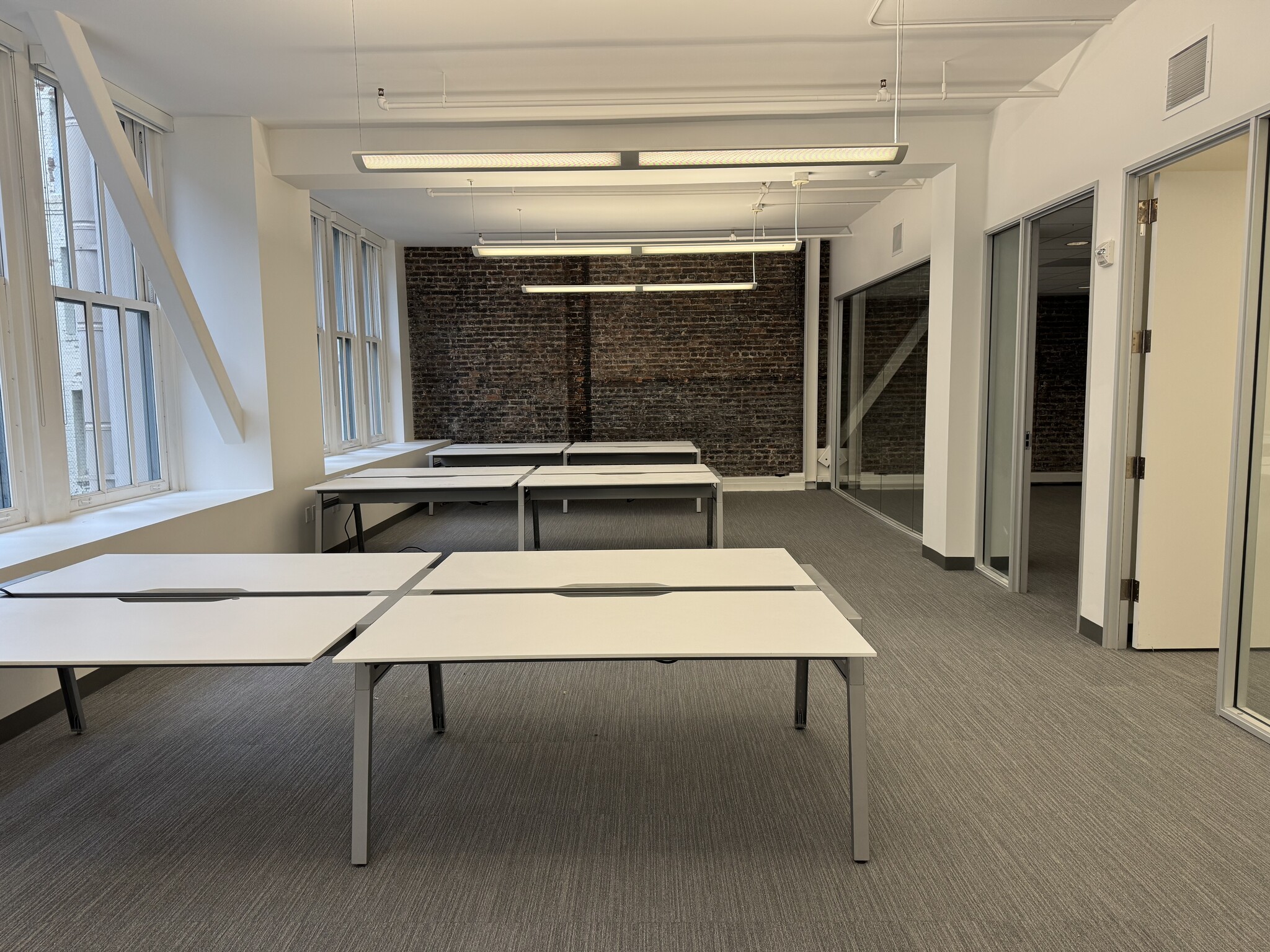 246-250 Sutter St, San Francisco, CA à louer Photo de l’immeuble– Image 1 sur 3