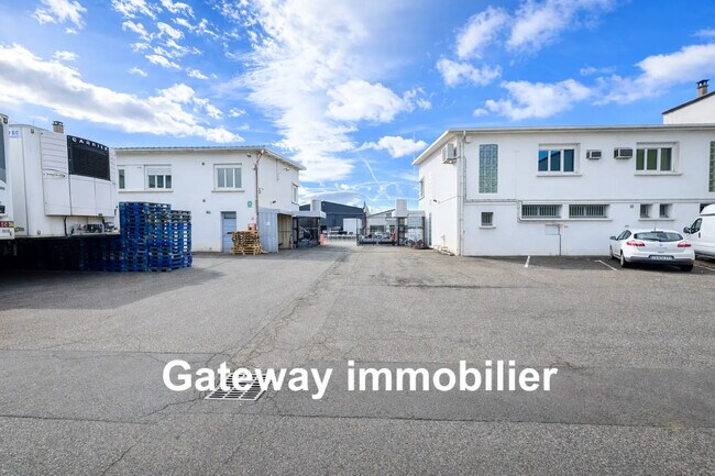 Plus de détails pour Industriel/Logistique à vendre