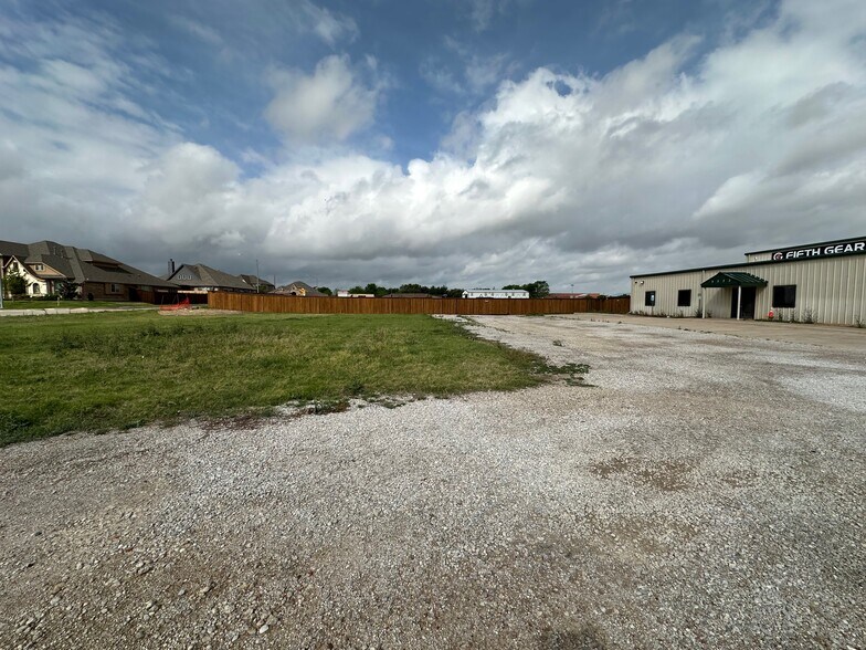 3553 Loddick Ln, Fort Worth, TX à louer - Photo de l’immeuble – Image 2 sur 7