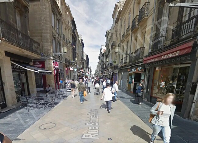 Plus de détails pour Local commercial à vendre