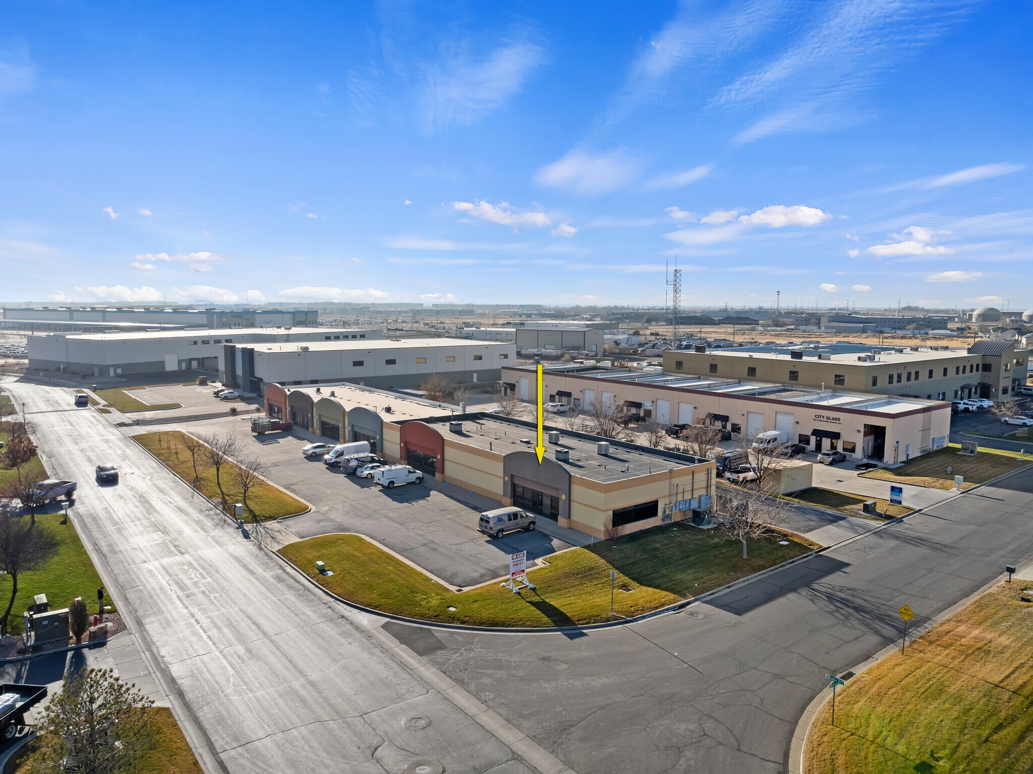 71 N Cutler Dr, North Salt Lake, UT à louer Photo de l’immeuble– Image 1 sur 15