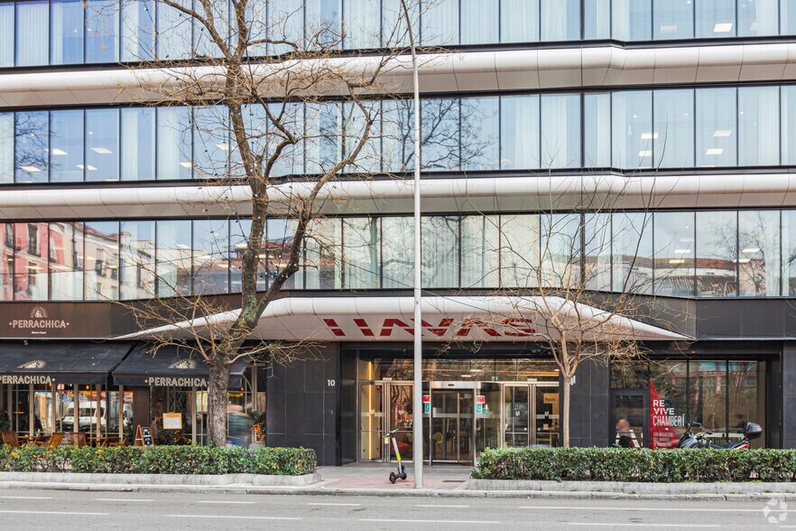 Calle de Eloy Gonzalo, 10, Madrid, Madrid à louer - Photo de l’immeuble – Image 2 sur 5