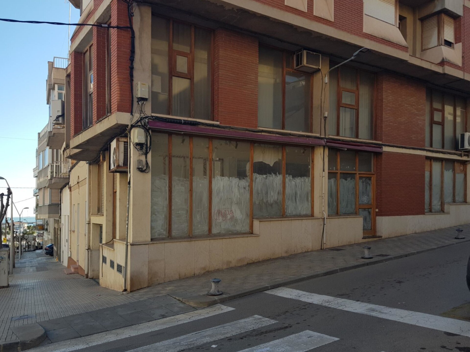 Local commercial dans Sant Carles de la Ràpita, Tarragona à louer Plan d’étage– Image 1 sur 9