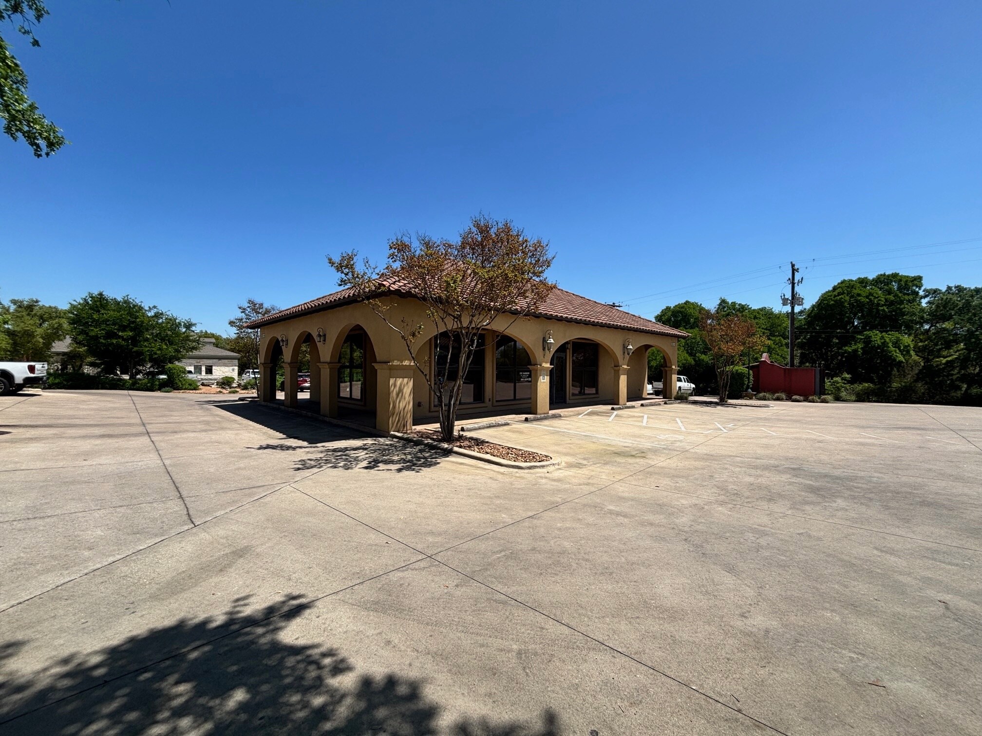 4701 Williams Dr, Georgetown, TX à louer Photo de l’immeuble– Image 1 sur 5