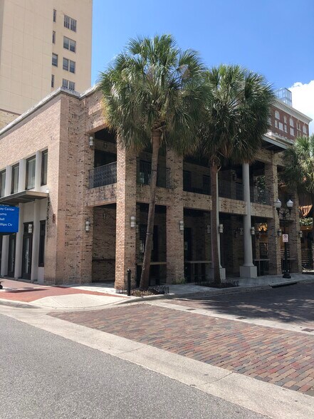25 E Central Blvd, Orlando, FL à louer - Photo de l’immeuble – Image 1 sur 1