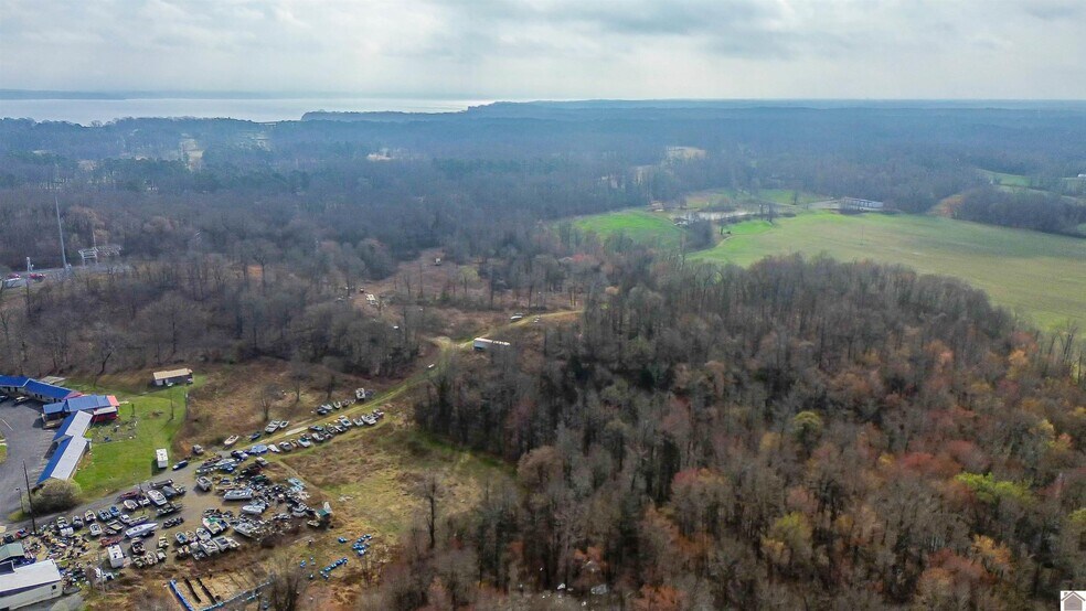 2237 US Highway 62, Gilbertsville, KY à vendre - Photo principale – Image 1 sur 1