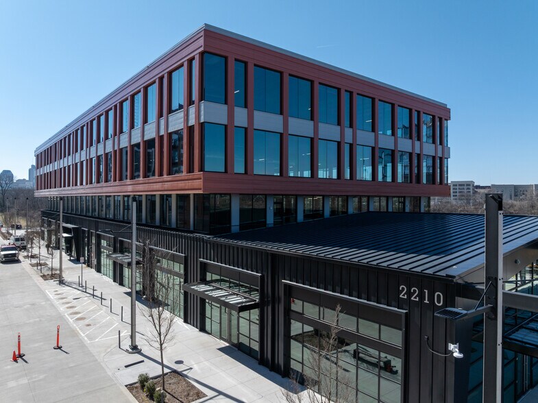 2200 Bowline Ave, Nashville, TN à louer - Photo de l’immeuble – Image 1 sur 6