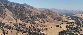 Plus de détails pour East Side of Dry Creeks Drive, Three Rivers, CA - Terrain à vendre