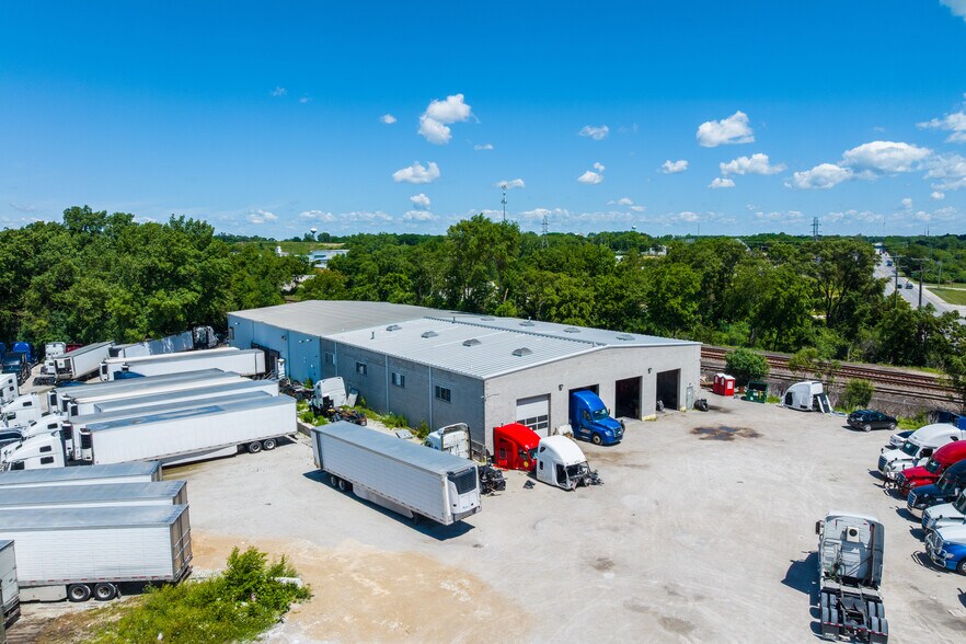 Industrial Facility & 11.8± AC Dev. Site portefeuille de 3 biens à vendre sur LoopNet.fr - Photo de l’immeuble – Image 2 sur 15