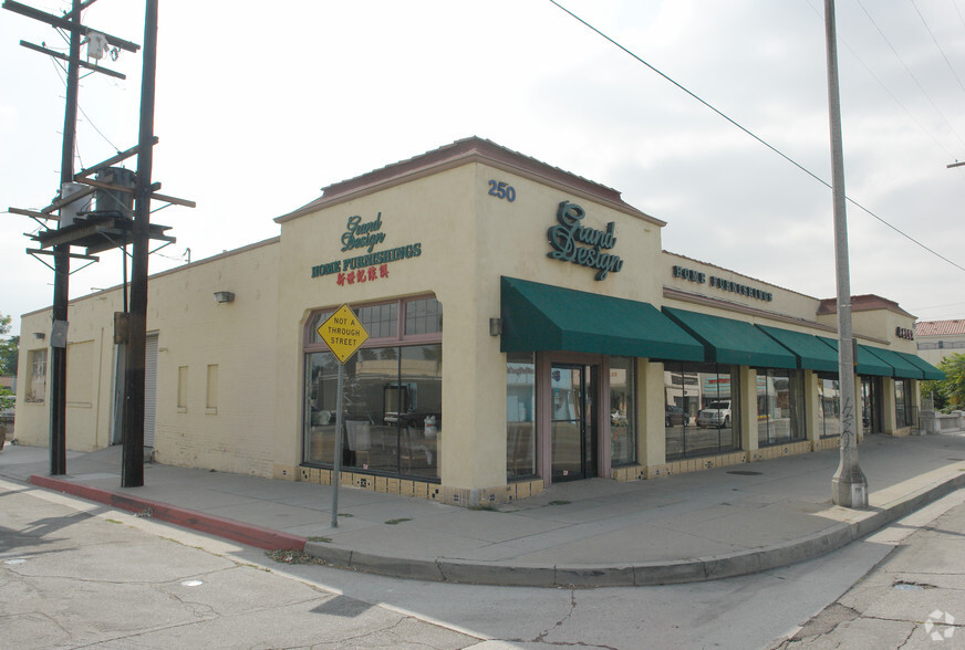 250 S San Gabriel Blvd, San Gabriel, CA à louer - Photo principale – Image 1 sur 4