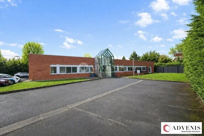 Plus de détails pour Bureau à louer