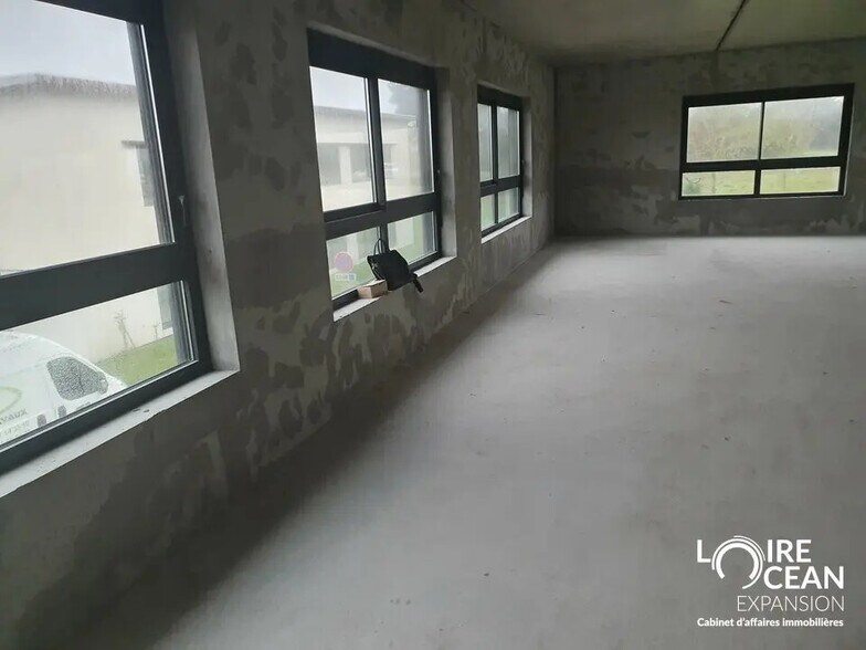Bureau dans Guérande à louer - Photo de l’immeuble – Image 3 sur 4