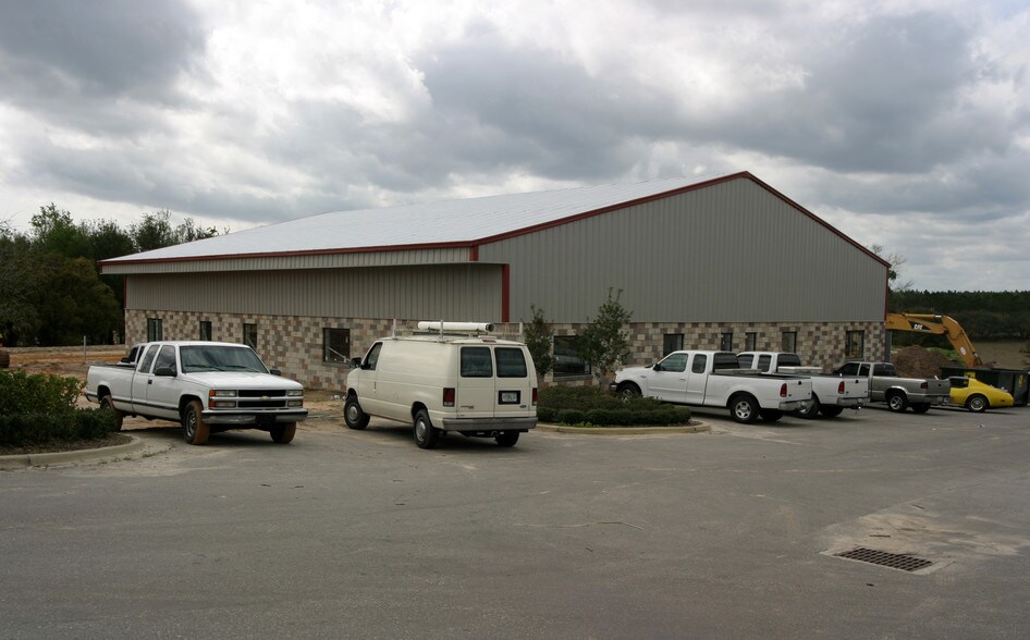 535 Cooper Commerce Dr, Apopka, FL à louer - Photo de l’immeuble – Image 3 sur 4
