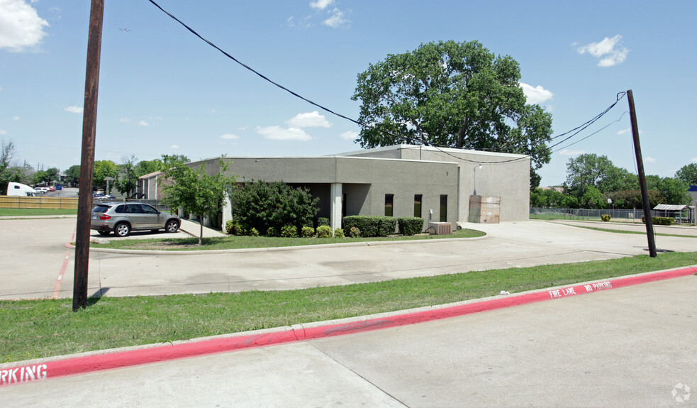 1707 Susan Dr, Arlington, TX à louer - Photo de l’immeuble – Image 3 sur 3