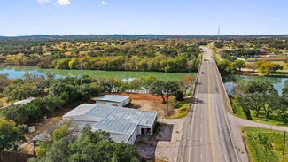 Plus de détails pour 832 US HWY 281, Johnson City, TX - Local d’activités à vendre