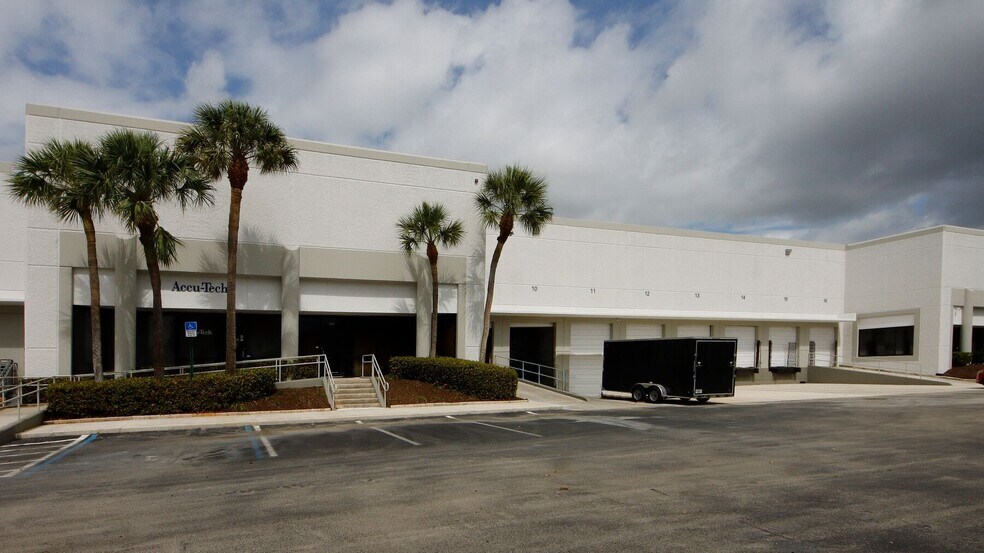 1501 W Copans Rd, Pompano Beach, FL à louer - Photo de l’immeuble – Image 3 sur 14