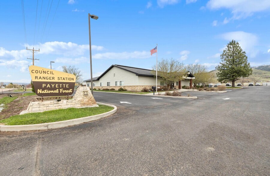2092 U.S. 95, Council, ID à vendre - Photo de l’immeuble – Image 1 sur 8