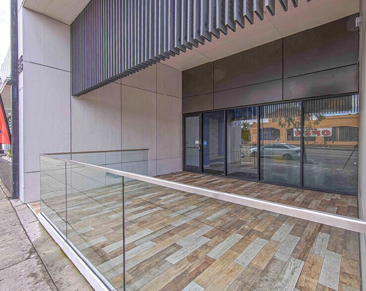 8016-8018 W 3rd St, Los Angeles, CA à louer - Photo de l’immeuble – Image 3 sur 10
