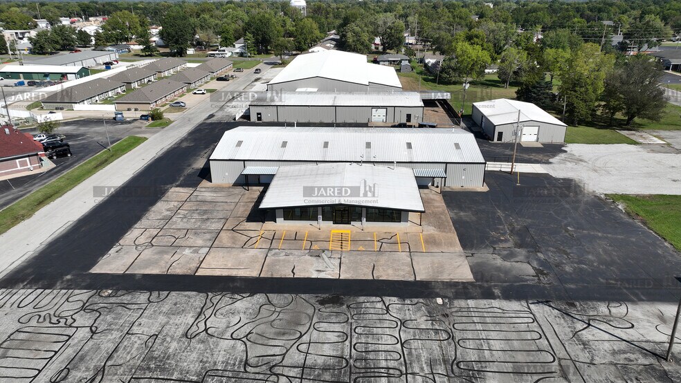 2230 S Main St, Carthage, MO à louer - Photo de l’immeuble – Image 2 sur 37