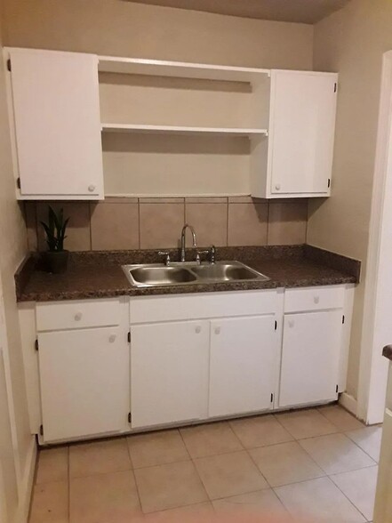 632 S Quincy Ave, Tulsa, OK à vendre - Photo intérieure – Image 3 sur 7