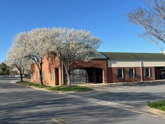 Plus de détails pour 4800-5132 Southpoint Pky, Fredericksburg, VA - Différents types d’espaces à louer