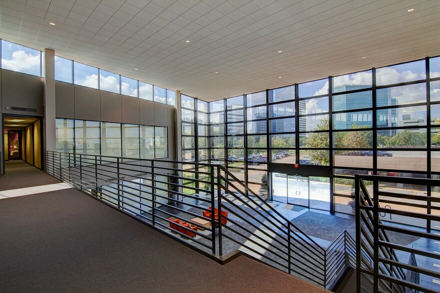 10200 Richmond Ave, Houston, TX à louer - Hall d’entrée – Image 3 sur 5
