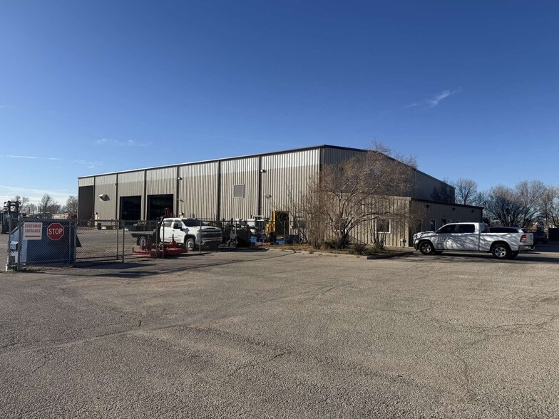 3209 W Industrial Ave, Midland, TX à louer - Photo principale – Image 1 sur 5