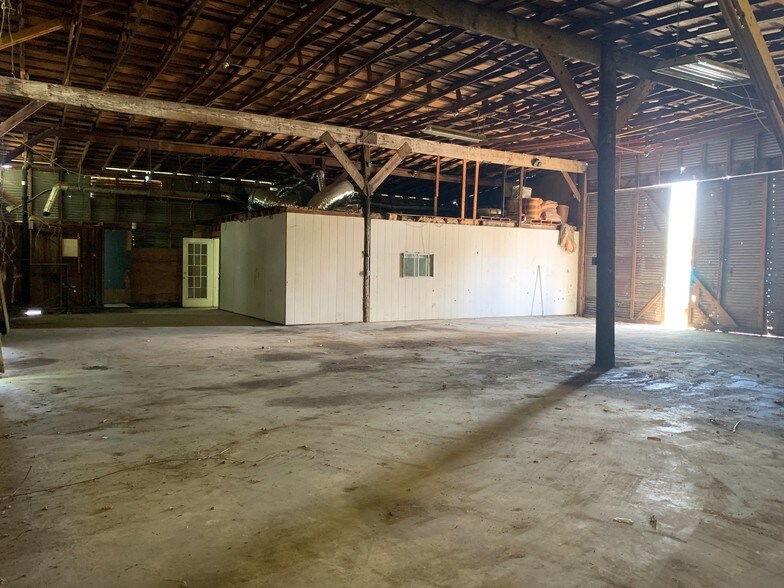 3613 Lumberdale Rd, Houston, TX à louer - Photo de l’immeuble – Image 2 sur 8