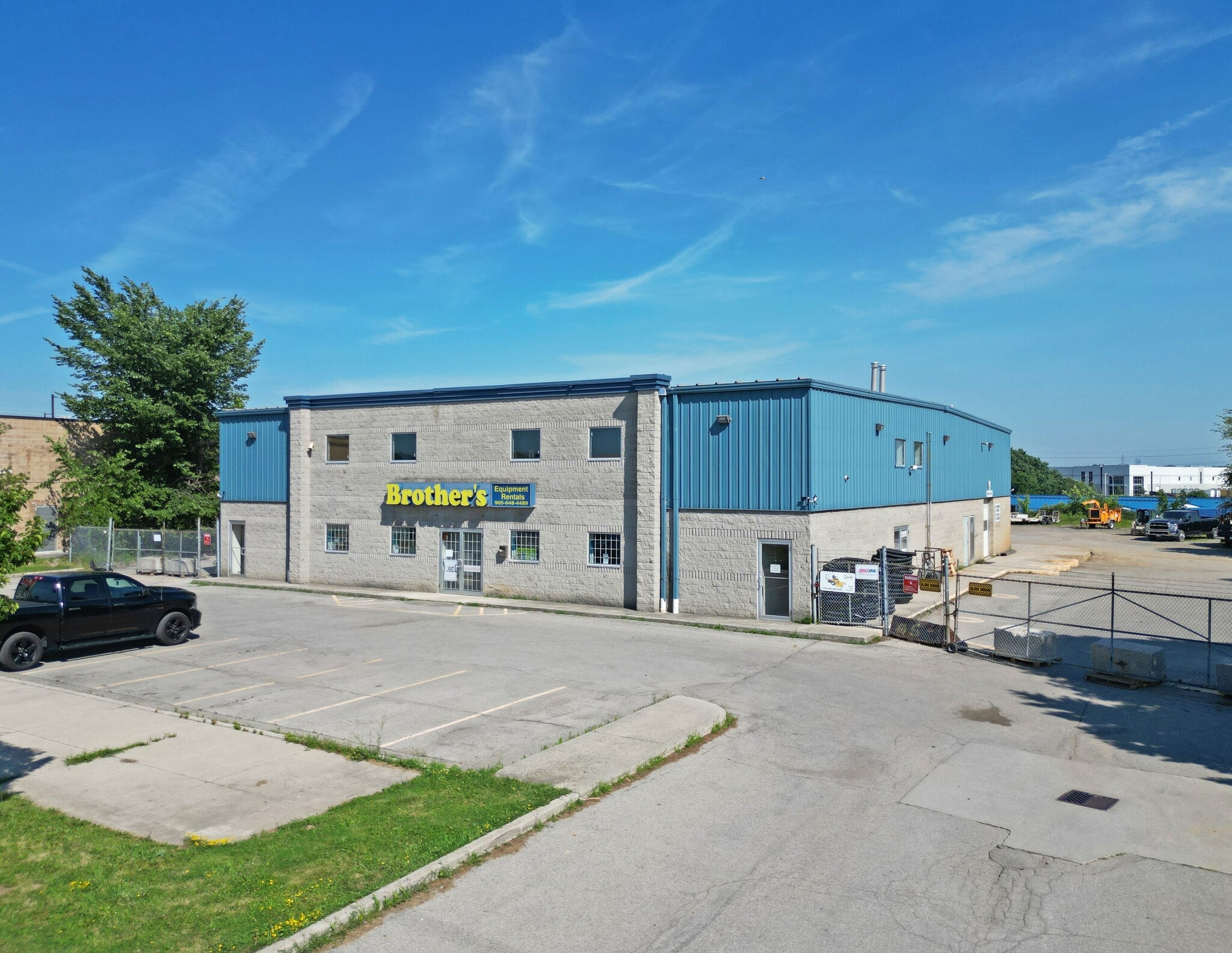 1154 Wilson St W, Hamilton, ON à louer Photo de l’immeuble– Image 1 sur 11