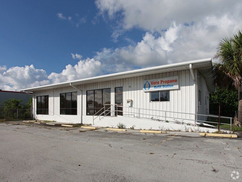 425 US Highway 1, Vero Beach, FL à vendre - Photo de l’immeuble – Image 2 sur 3