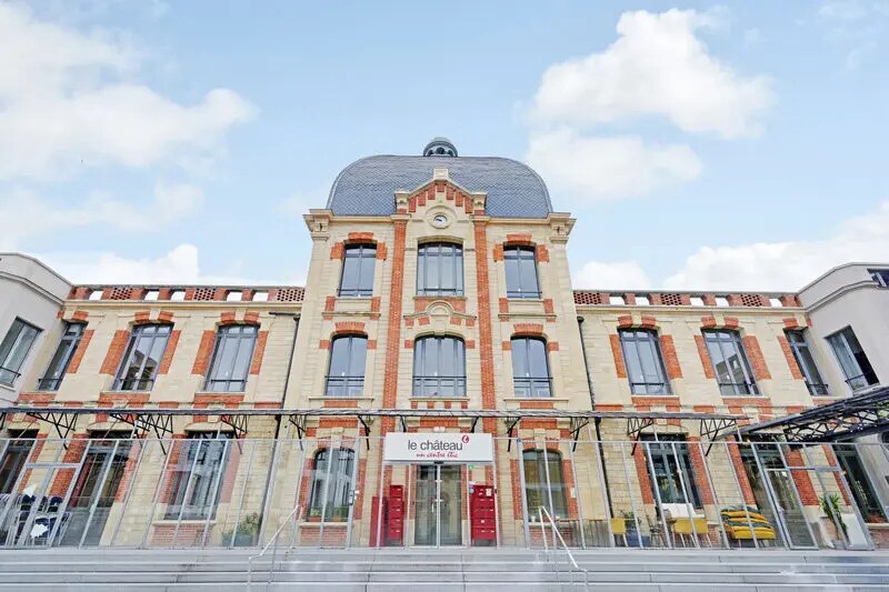 Bureau dans Nanterre à louer - Photo de l’immeuble – Image 2 sur 23