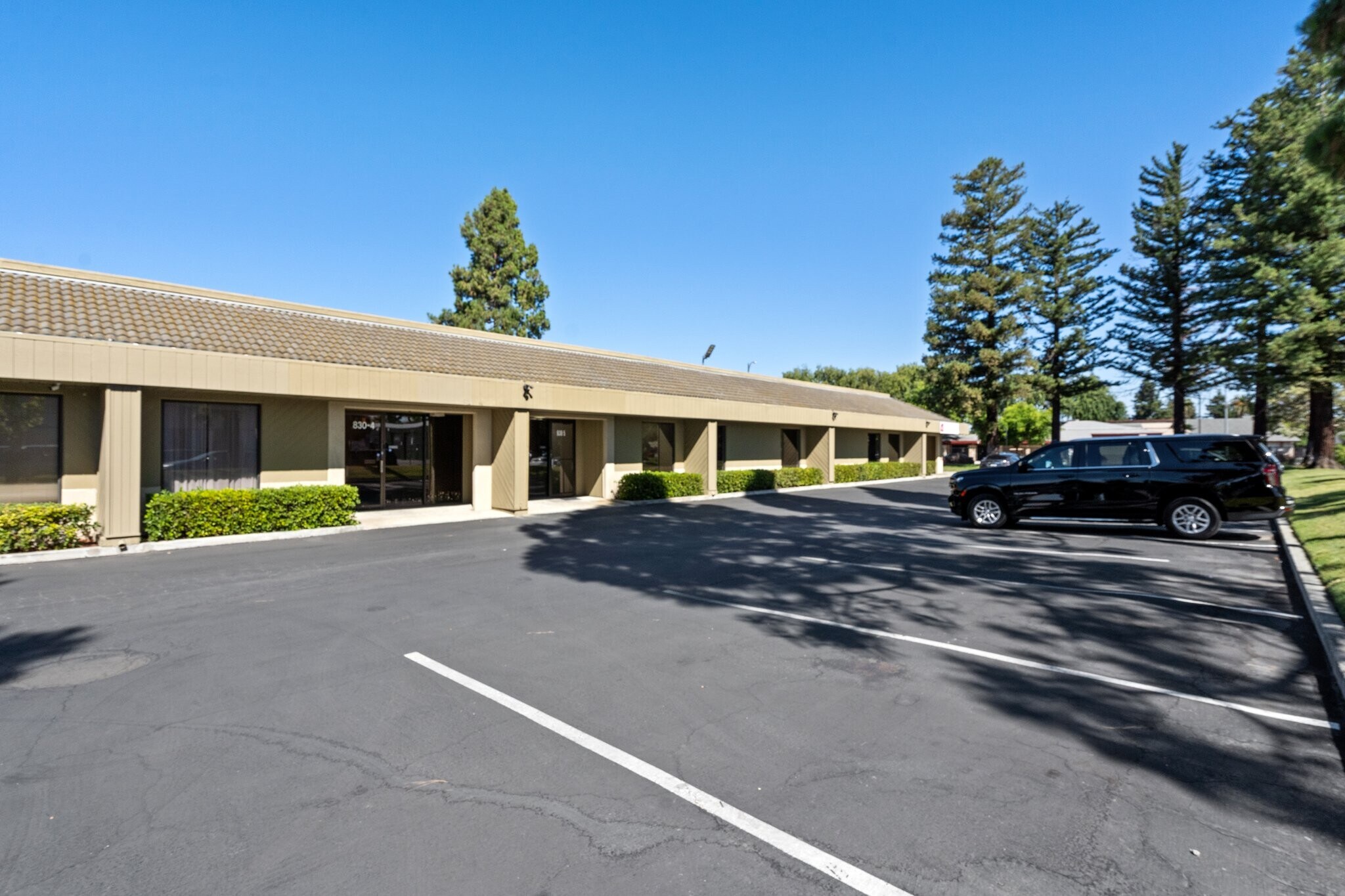 830 Jury Ct, San Jose, CA à louer Photo principale– Image 1 sur 2