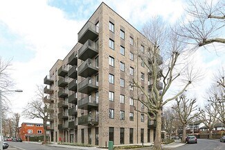 Plus de détails pour 345 Southwark Park Rd, Londres - Local commercial à louer