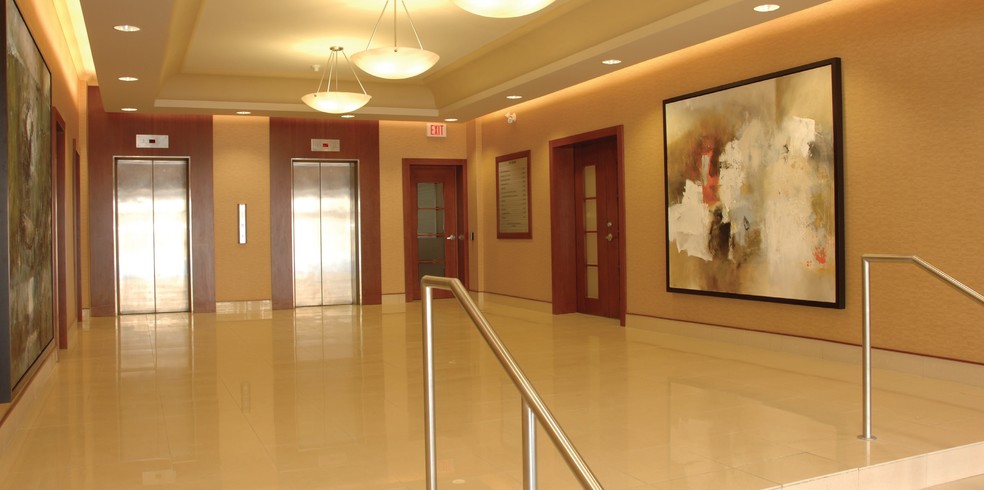 116 Lisgar St, Ottawa, ON à louer - Hall d’entrée – Image 2 sur 6