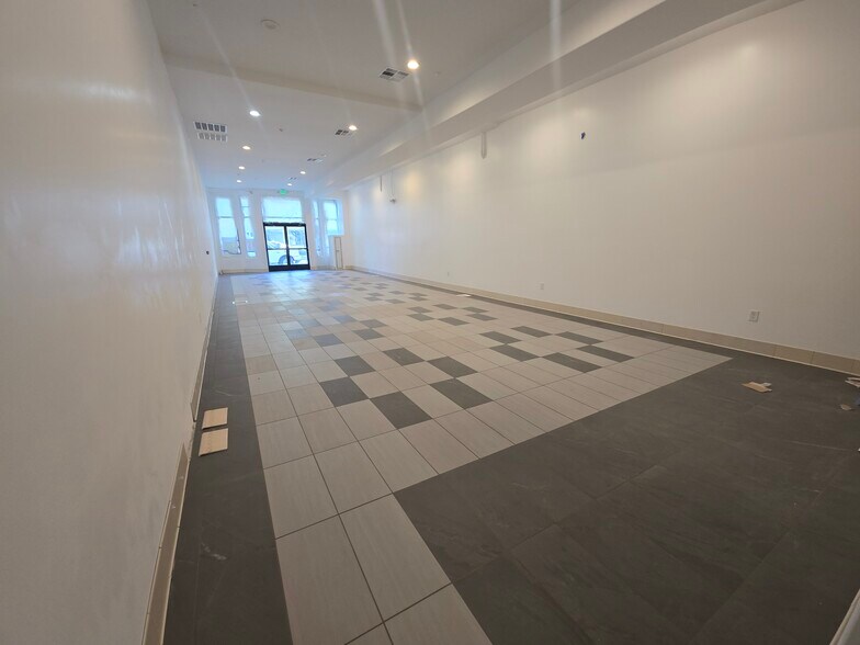 7320-7340 Monterey St, Gilroy, CA à louer - Photo de l’immeuble – Image 3 sur 10