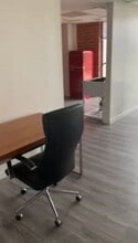 15720 Ventura Blvd, Encino, CA à louer - Vidéo sur l’annonce professionnelle 