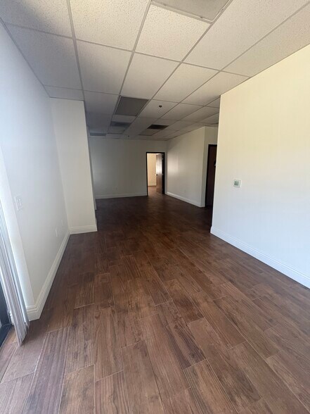 14662 El Molino St, Fontana, CA à louer - Photo de l’immeuble – Image 3 sur 13