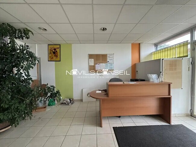 Plus de détails pour Bureau à vendre