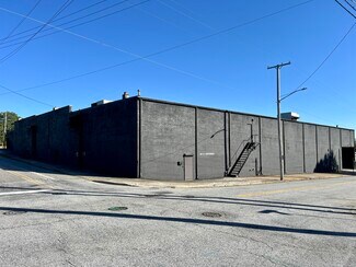 Plus de détails pour 501 S Centennial St, High Point, NC - Industriel/Logistique à vendre