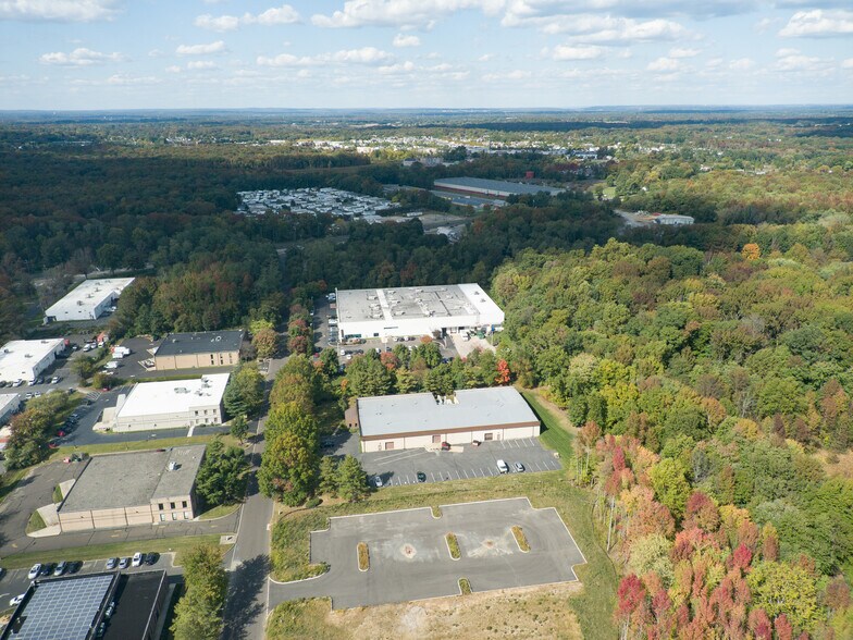 108 N Gold Dr, Robbinsville, NJ à louer - Aérien – Image 3 sur 9