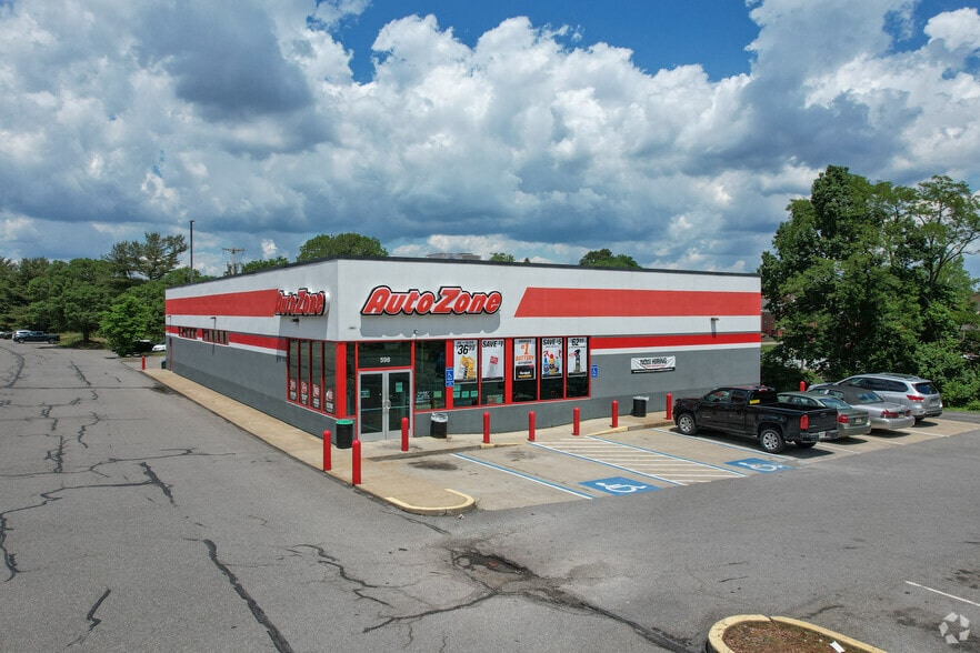 500- Pine Hollow Rd, McKees Rocks, PA à louer - Photo principale – Image 3 sur 8