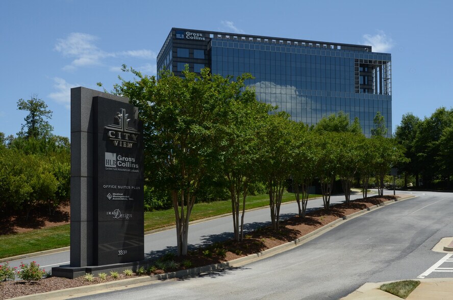 3330 Cumberland Blvd, Atlanta, GA à louer - Photo de l’immeuble – Image 3 sur 5