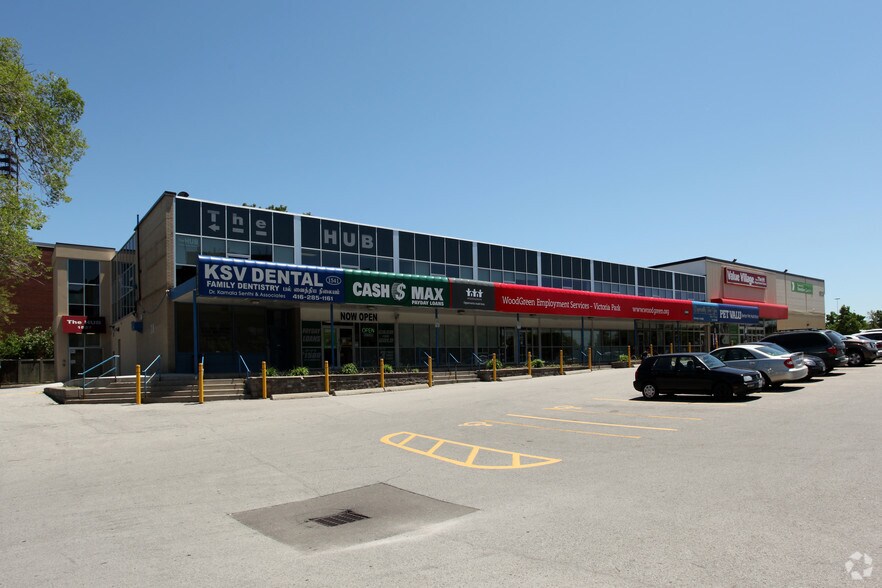 1527-1543 Victoria Park Ave, Toronto, ON à vendre - Photo principale – Image 1 sur 1