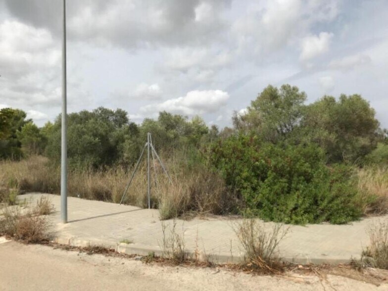 Terrain dans El Vendrell, Tarragona à vendre - Photo de l’immeuble – Image 1 sur 4
