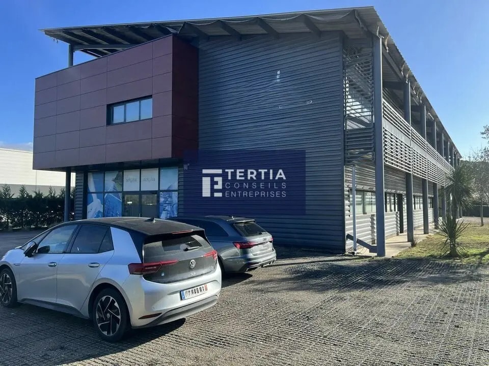 Local d’activités dans Montpellier à louer Photo de l’immeuble– Image 1 sur 14