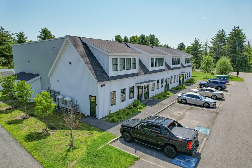 5 Little Wing Ln, Gorham, ME à louer - Photo de l’immeuble – Image 2 sur 3