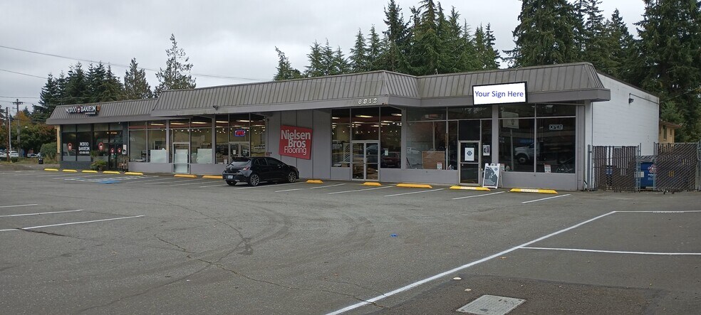 6812-6820 196th St SW, Lynnwood, WA à louer - Photo de l’immeuble – Image 1 sur 11