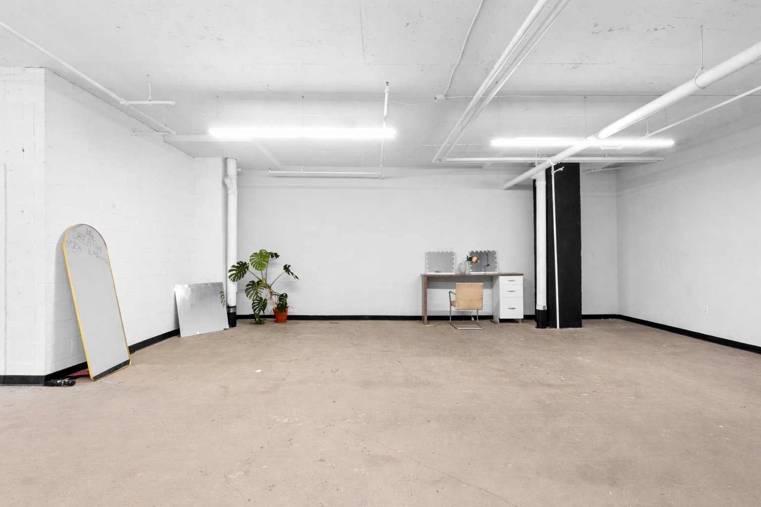 3333 Boul Crémazie E, Montréal, QC à louer Photo intérieure– Image 1 sur 6